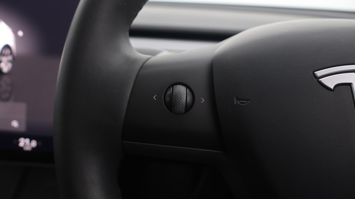 Used Tesla Model Y 2022 for sale - 76538224: Photo 25