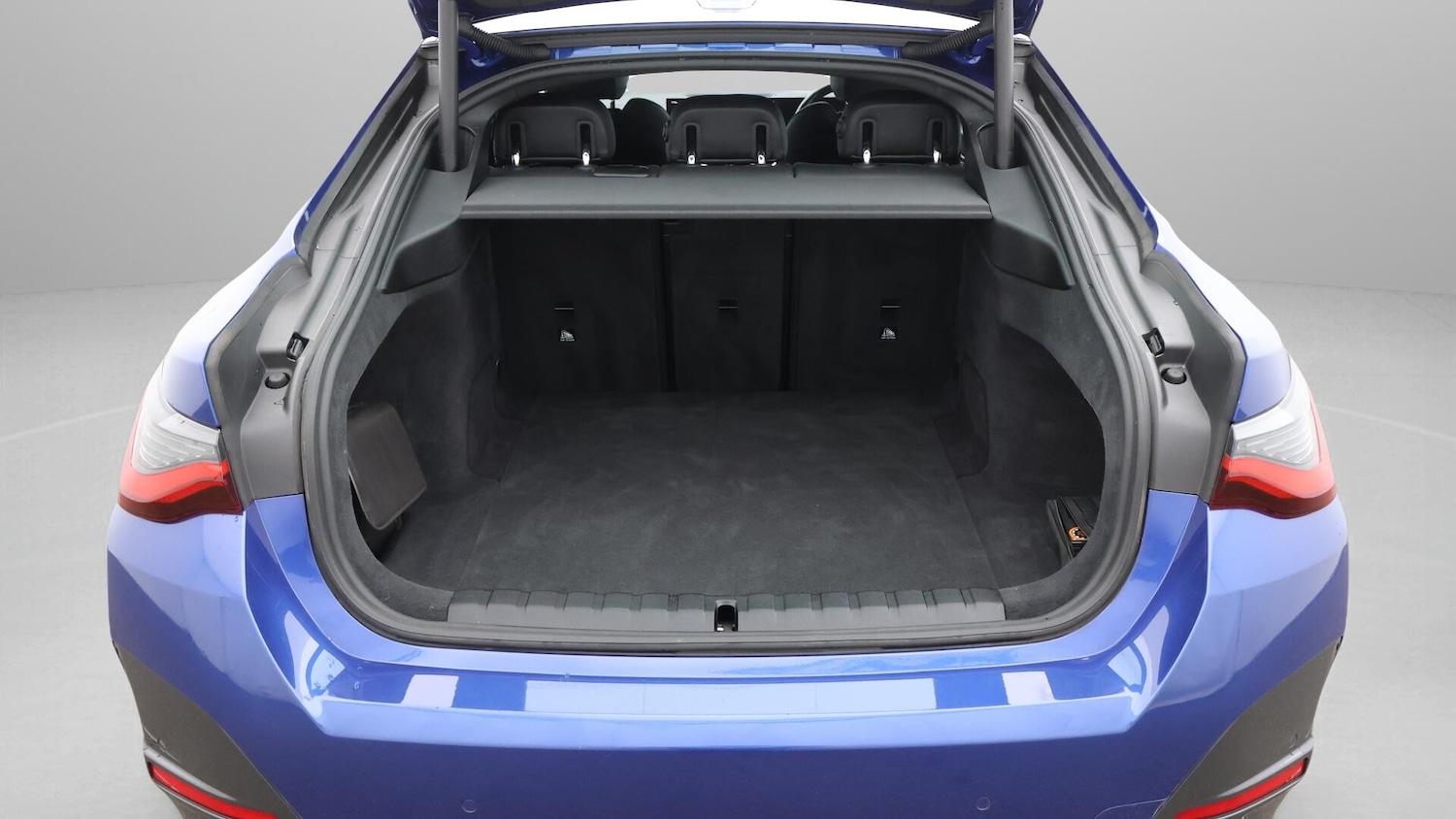 Used BMW i4 2022 for sale - 76059315: Photo 18