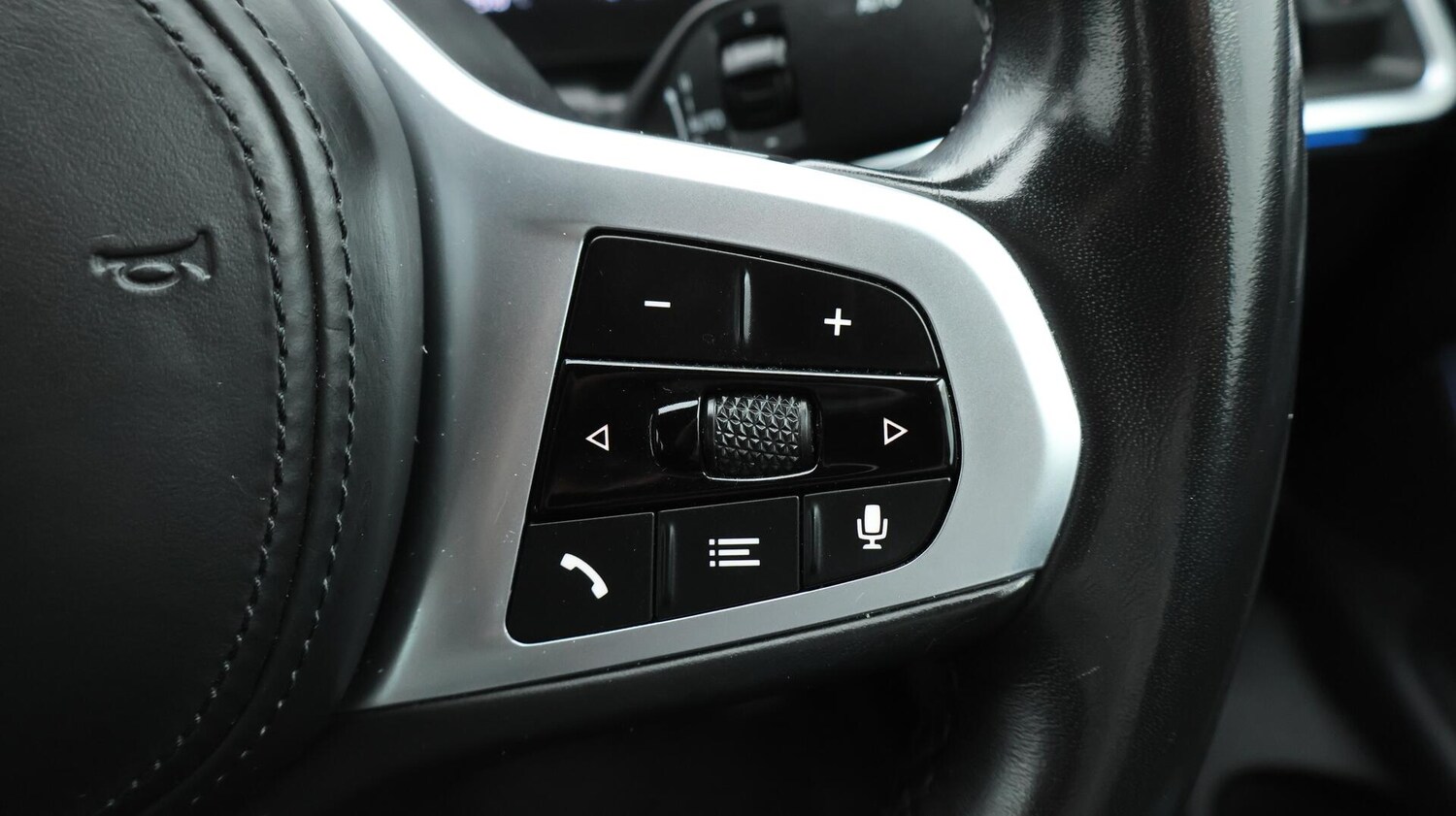 Used BMW i4 2022 for sale - 76059315: Photo 25