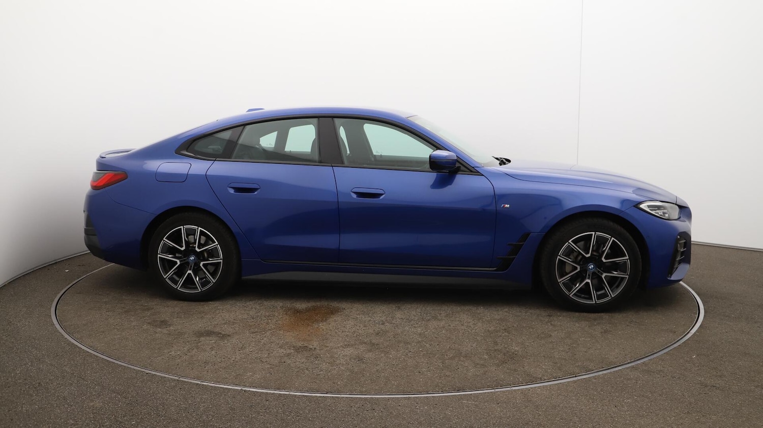 Used BMW i4 2022 for sale - 76059315: Photo 49