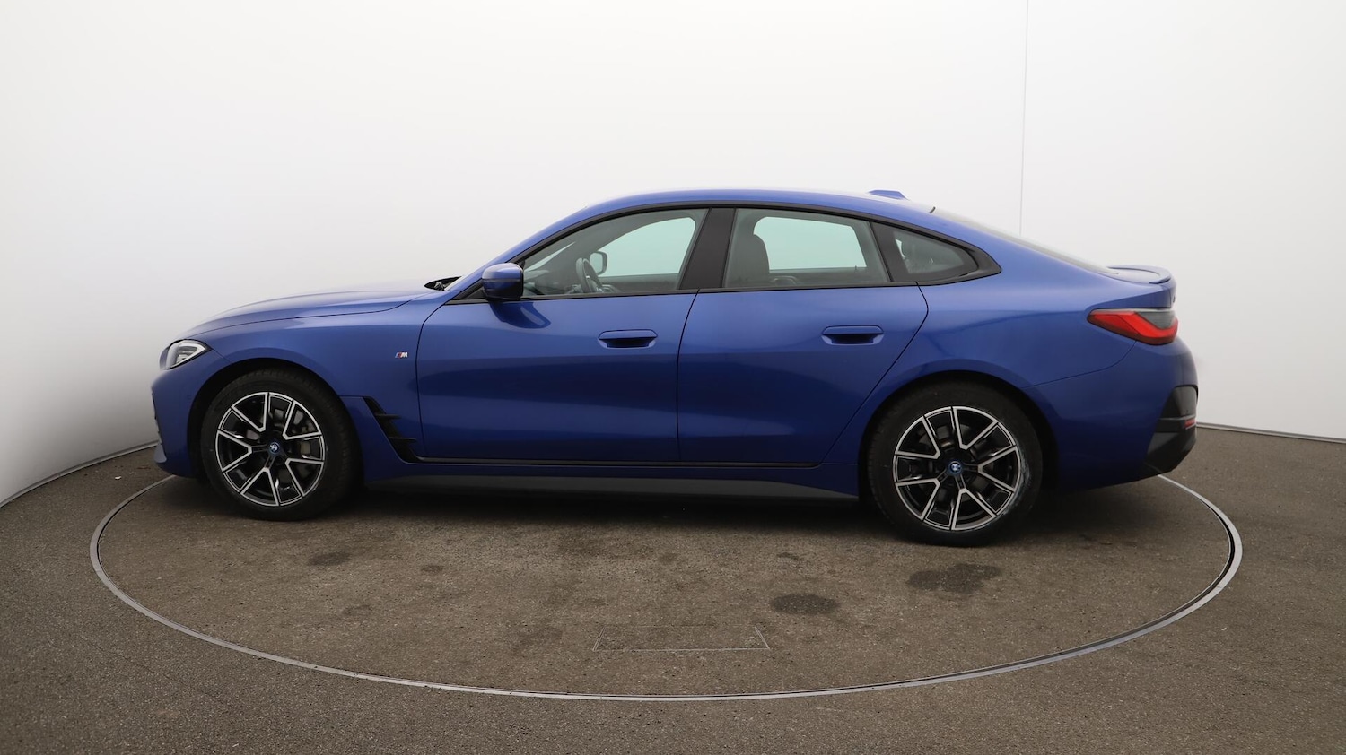 Used BMW i4 2022 for sale - 76059315: Photo 64