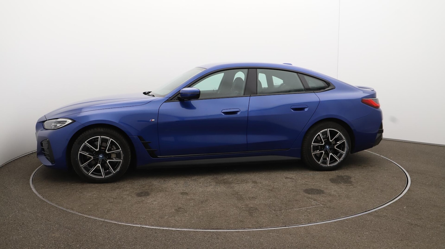 Used BMW i4 2022 for sale - 76059315: Photo 66