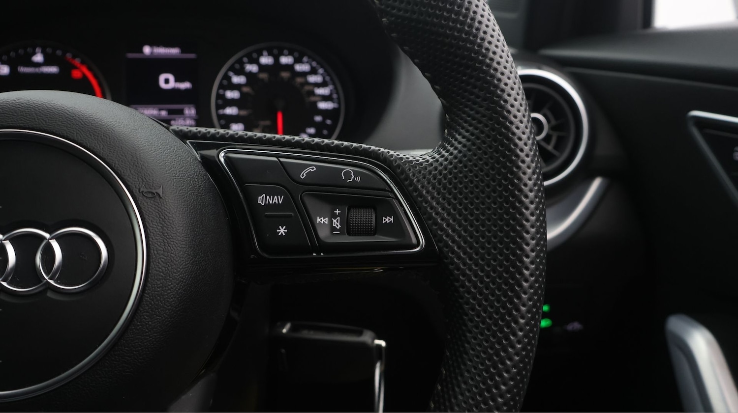 Used Audi Q2 2020 for sale - 77781860: Photo 23