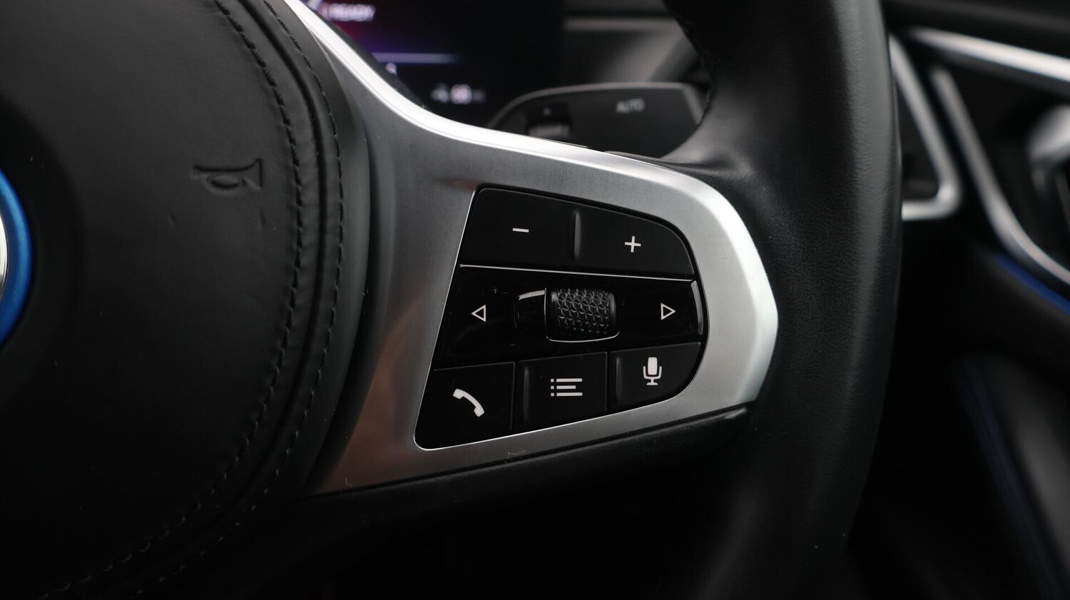 Used BMW i4 2022 for sale - 76371211: Photo 26