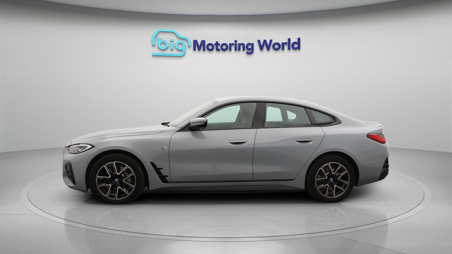 Used BMW i4 2022 for sale - 76371211: Photo 5