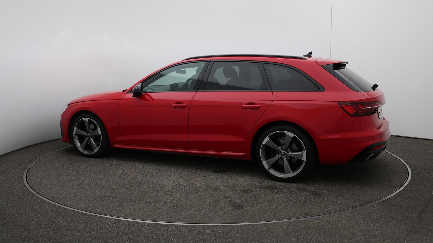 Used Audi A4 Avant 2021 for sale - 76137779: Photo 47