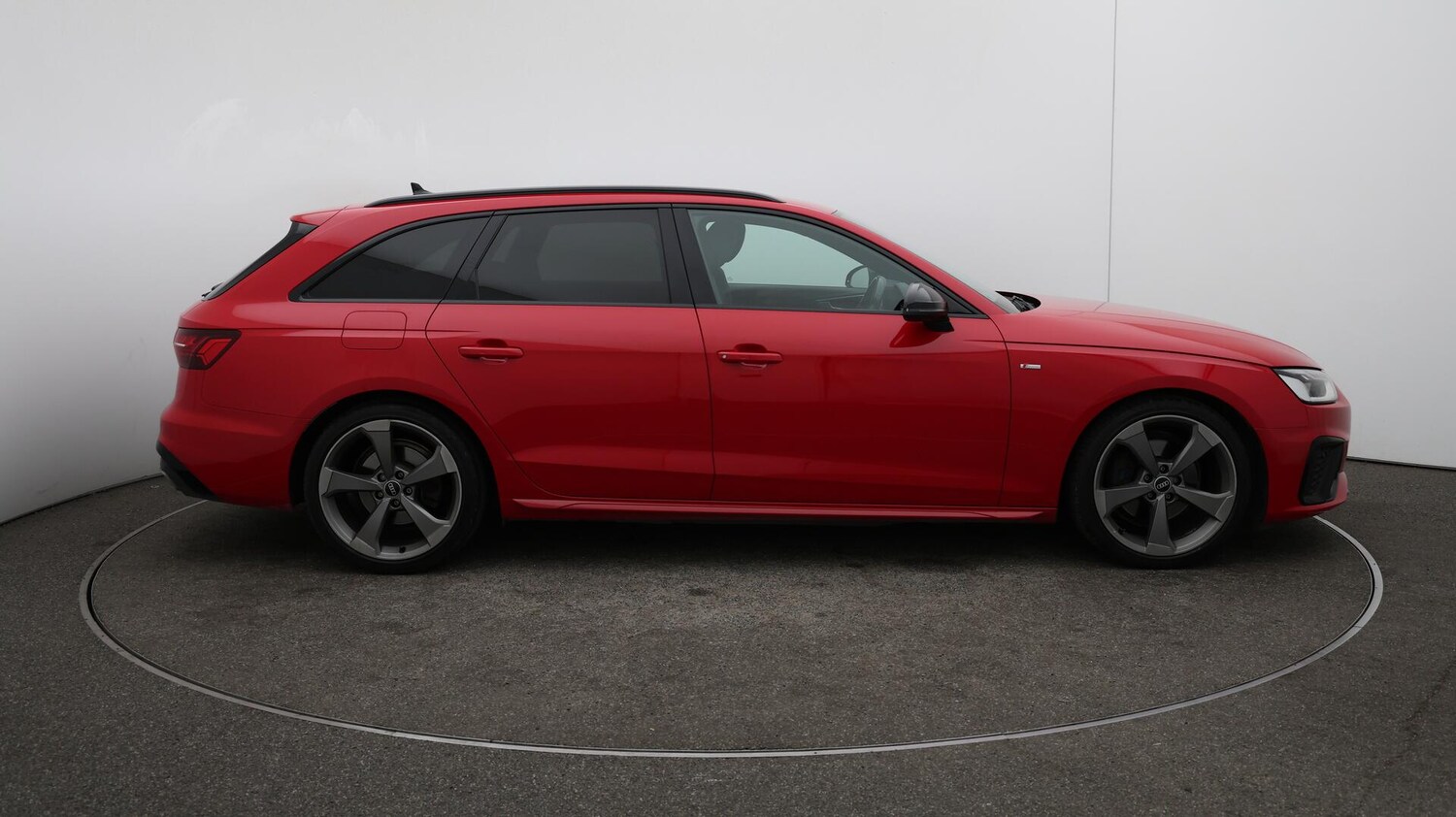 Used Audi A4 Avant 2021 for sale - 76137779: Photo 49