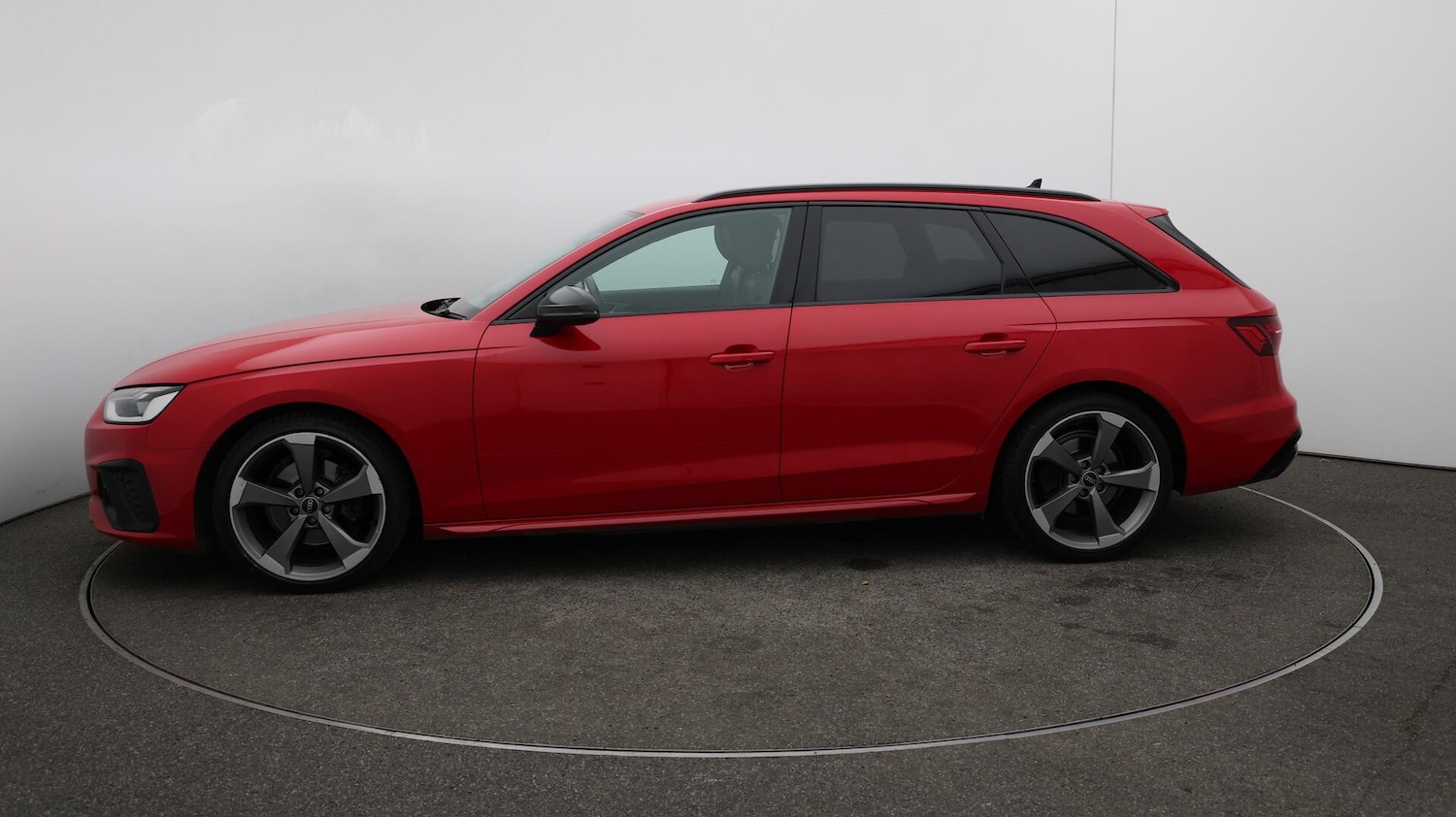 Used Audi A4 Avant 2021 for sale - 76137779: Photo 65