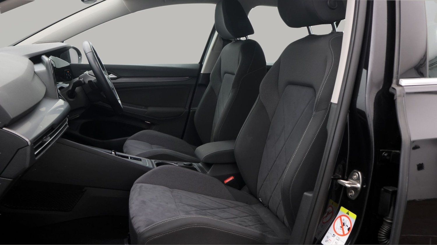 Used Volkswagen Golf 2021 for sale - 77260992: Photo 14