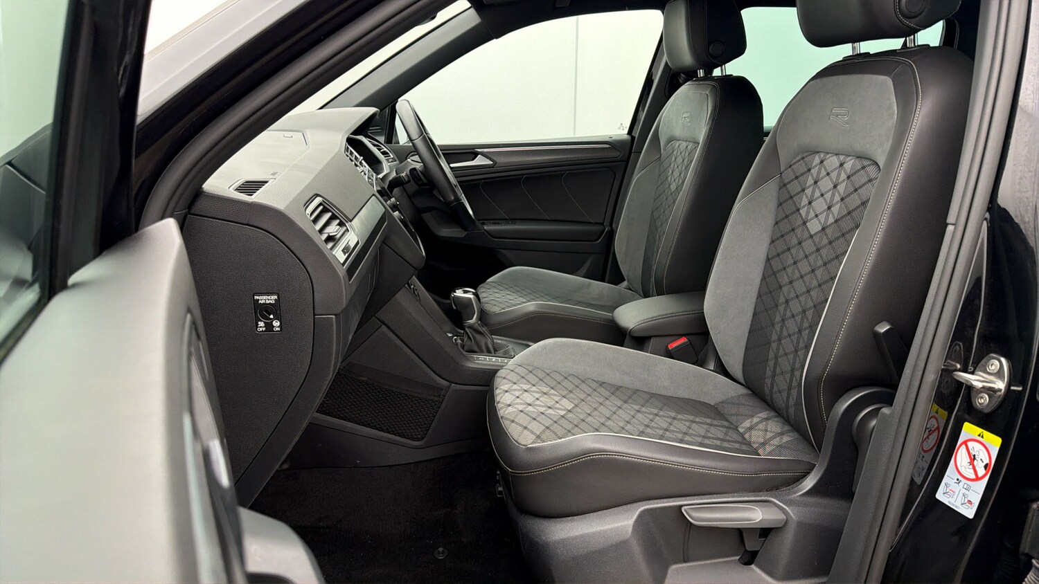 Used Volkswagen Tiguan for sale - 77872366: Photo 13