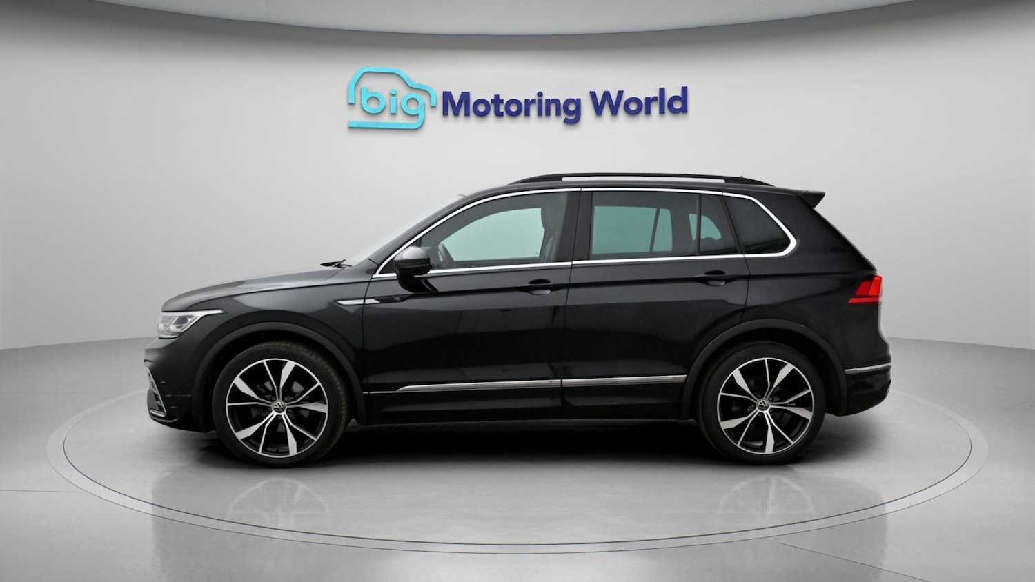 Used Volkswagen Tiguan for sale - 77872366: Photo 4
