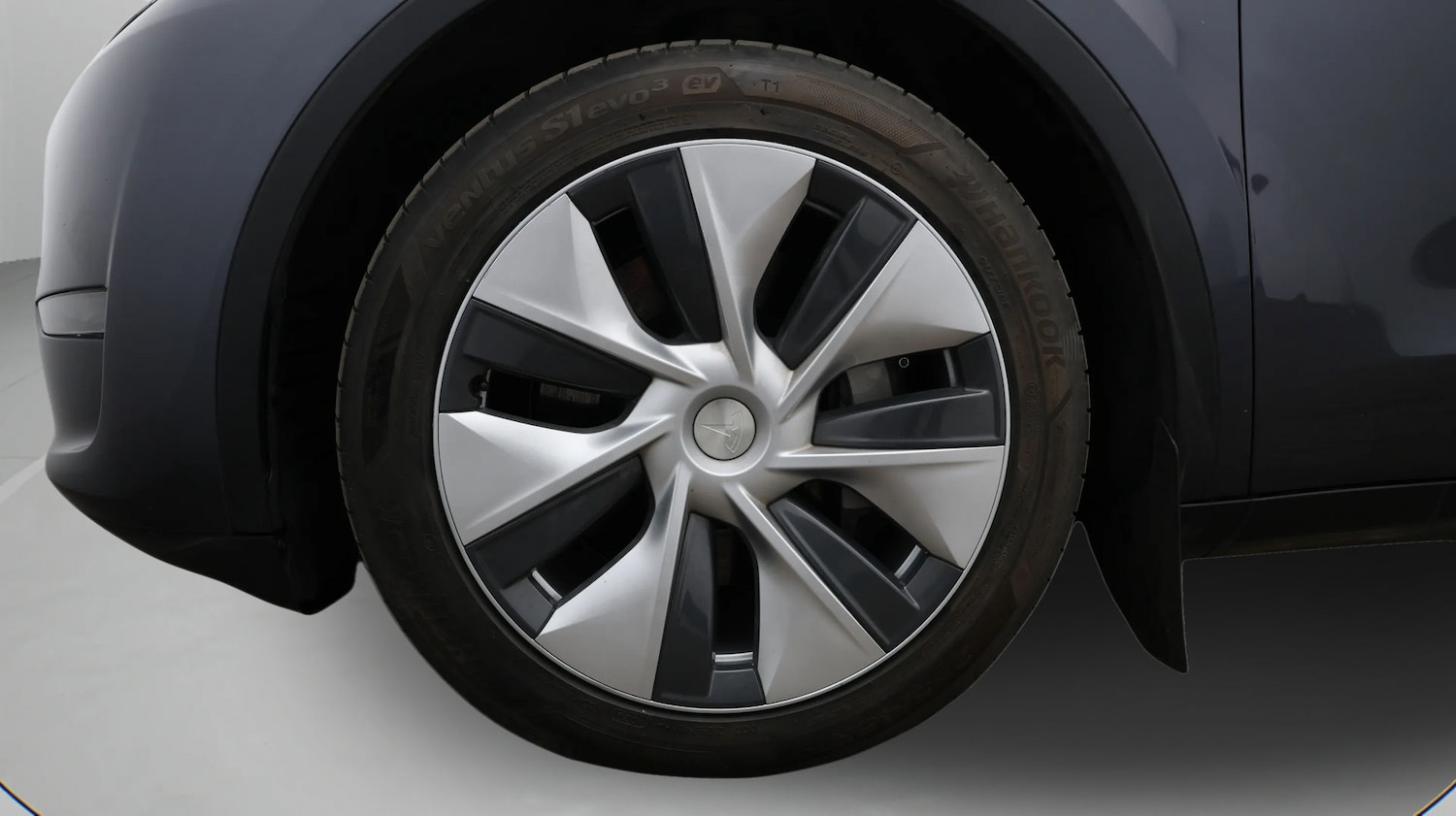 Used Tesla Model Y 2023 for sale - 77276836: Photo 18