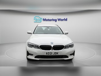 Used BMW 3 Series 2021 for sale - 76336391: Photo 3