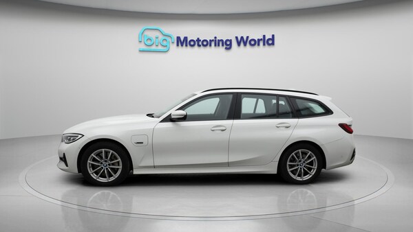 Used BMW 3 Series 2021 for sale - 76336391: Photo 5