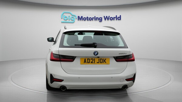 Used BMW 3 Series 2021 for sale - 76336391: Photo 7