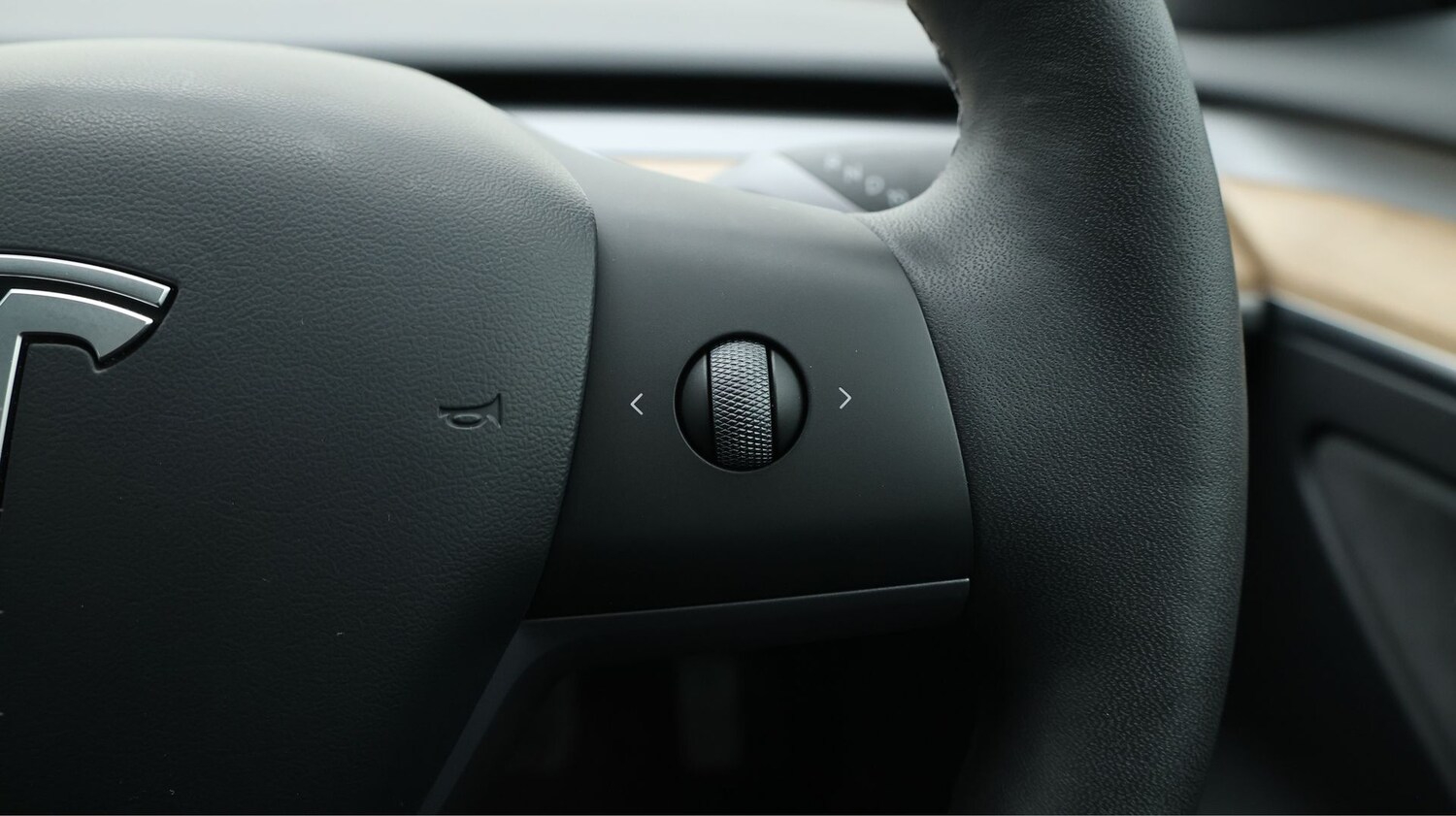 Used Tesla Model 3 2022 for sale - 77137133: Photo 24