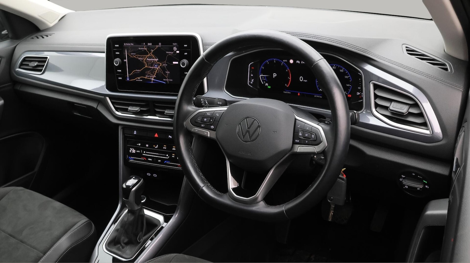 Used Volkswagen T-Roc 2022 for sale - 76408484: Photo 10