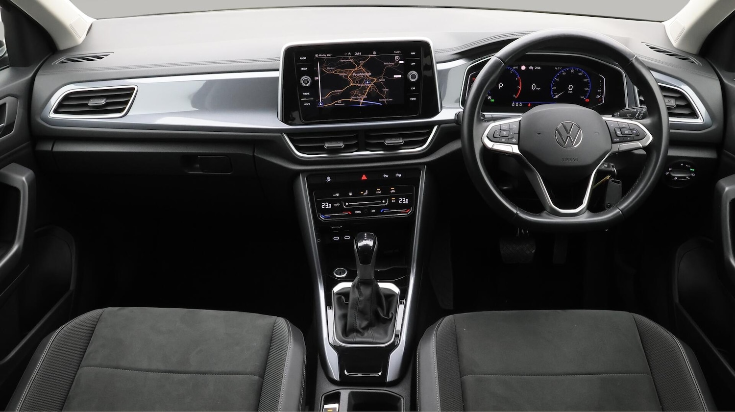 Used Volkswagen T-Roc 2022 for sale - 76408484: Photo 14