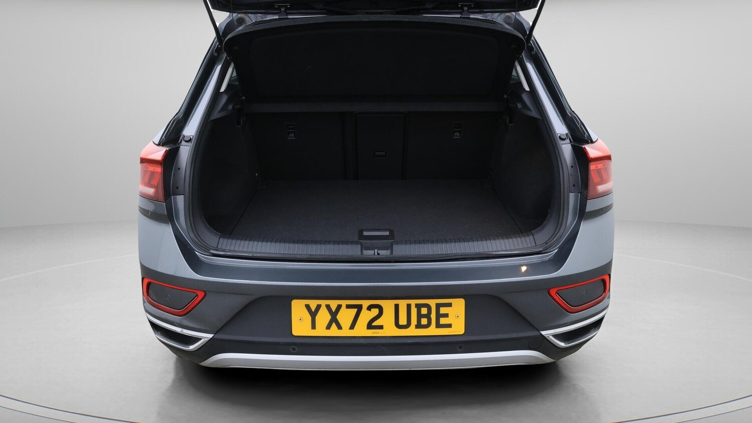 Used Volkswagen T-Roc 2022 for sale - 76408484: Photo 18