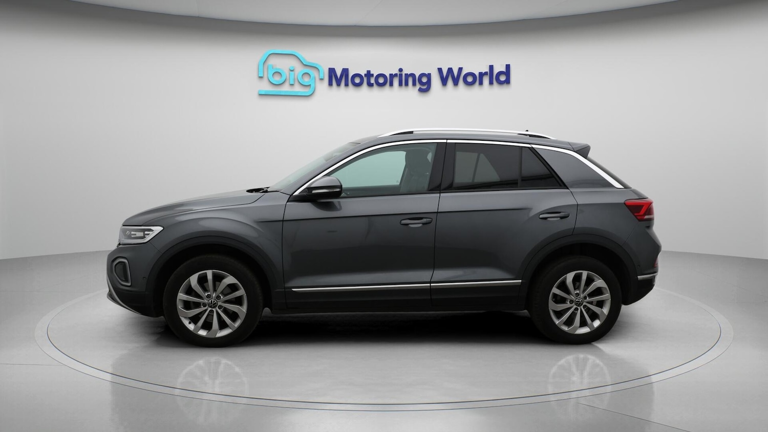 Used Volkswagen T-Roc 2022 for sale - 76408484: Photo 5