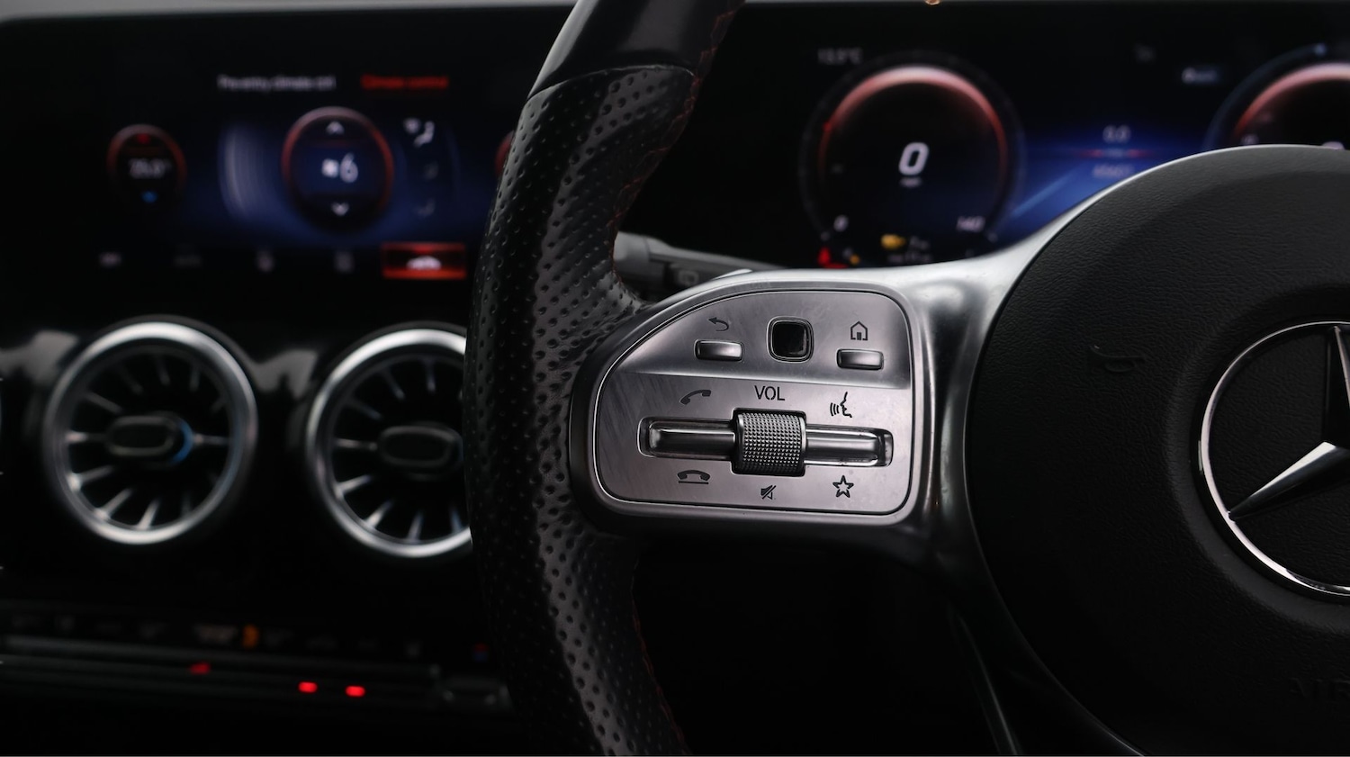 Used Mercedes-Benz EQA 2022 for sale - 78166837: Photo 23