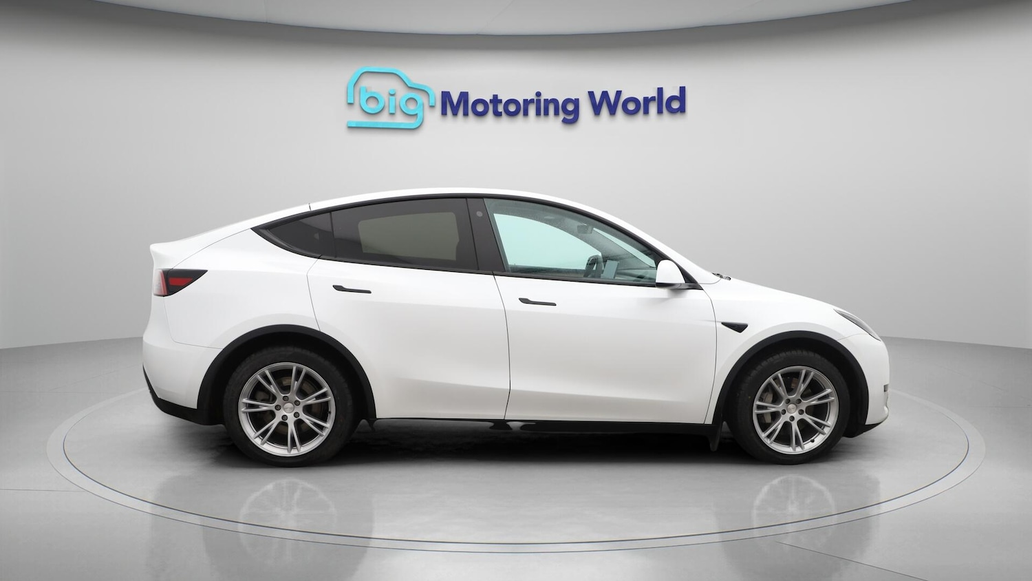 Used Tesla Model Y 2023 for sale - 76700793: Photo 9