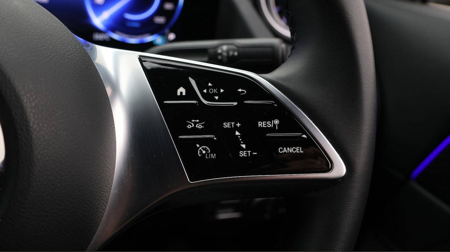 Used Mercedes-Benz EQA 2024 for sale - 76585542: Photo 25