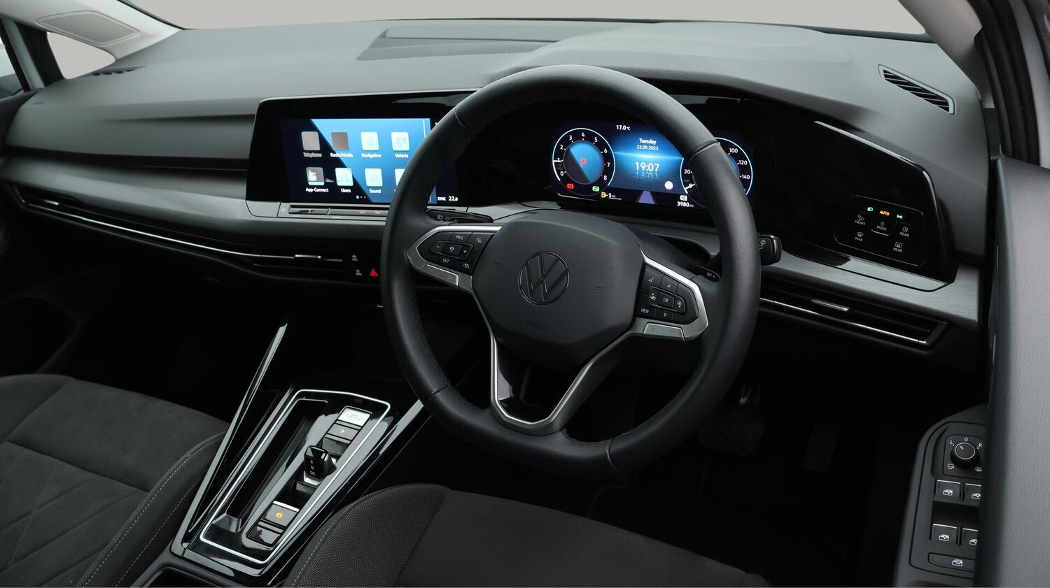 Used Volkswagen Golf 2024 for sale - 76059902: Photo 10