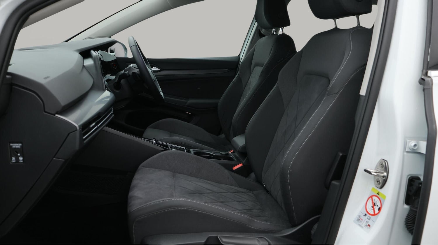 Used Volkswagen Golf 2024 for sale - 76059902: Photo 15