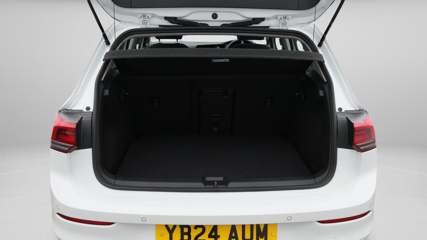 Used Volkswagen Golf 2024 for sale - 76059902: Photo 18