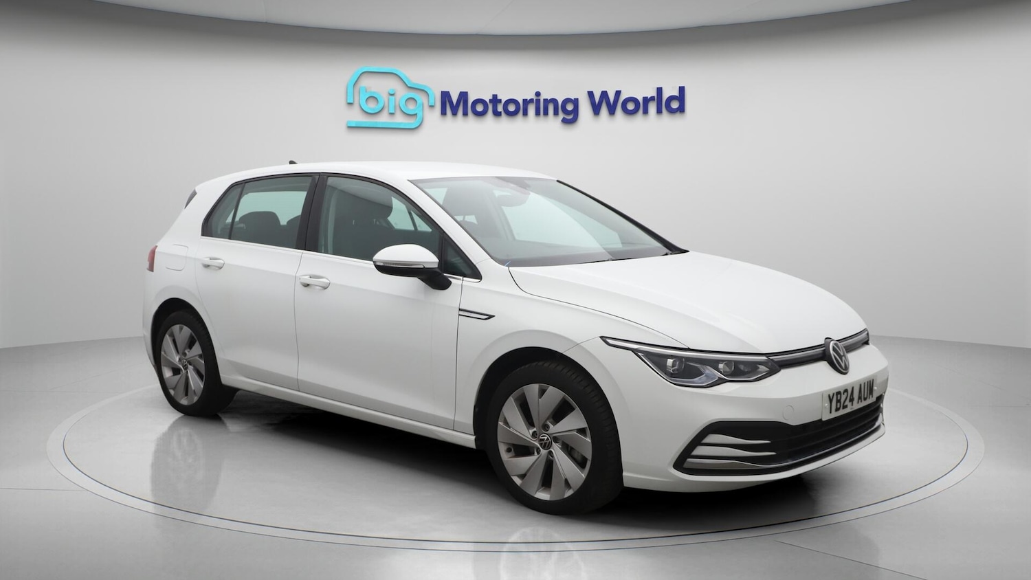 Used Volkswagen Golf 2024 for sale - 76059902: Photo 2