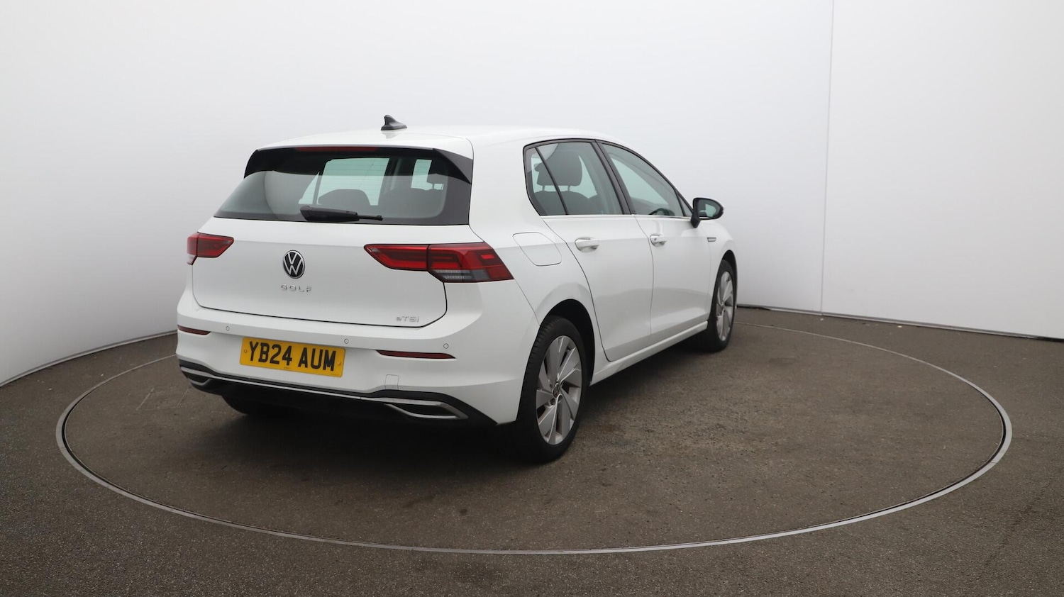 Used Volkswagen Golf 2024 for sale - 76059902: Photo 57