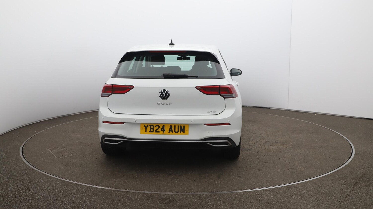 Used Volkswagen Golf 2024 for sale - 76059902: Photo 59