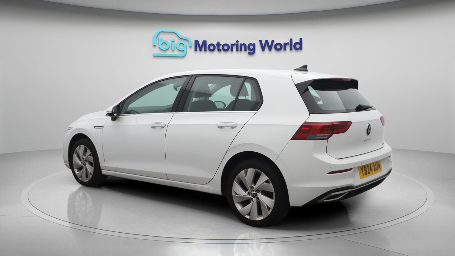 Used Volkswagen Golf 2024 for sale - 76059902: Photo 6