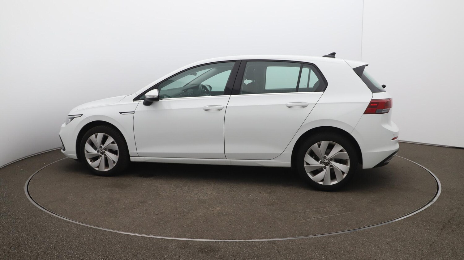 Used Volkswagen Golf 2024 for sale - 76059902: Photo 60