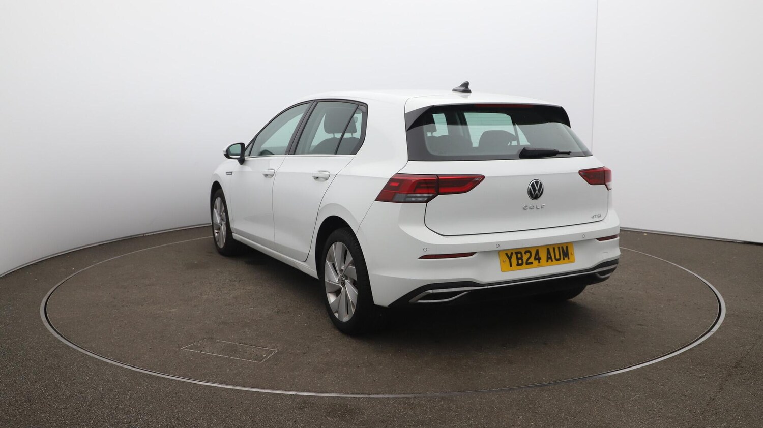 Used Volkswagen Golf 2024 for sale - 76059902: Photo 63