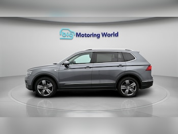 Used Volkswagen Tiguan Allspace 2021 for sale - 78942038: Photo