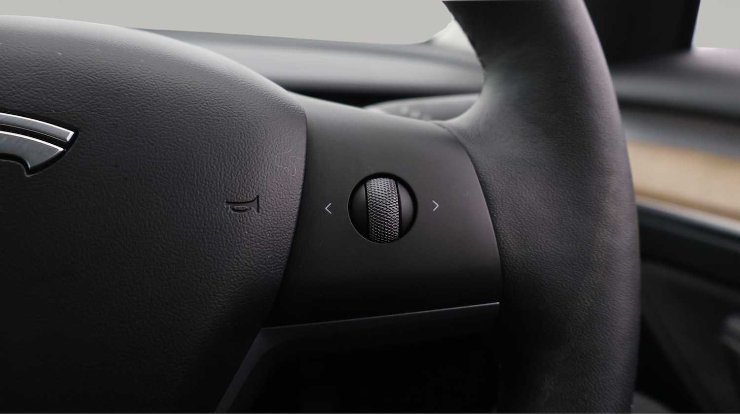 Used Tesla Model 3 2021 for sale - 77733057: Photo 25