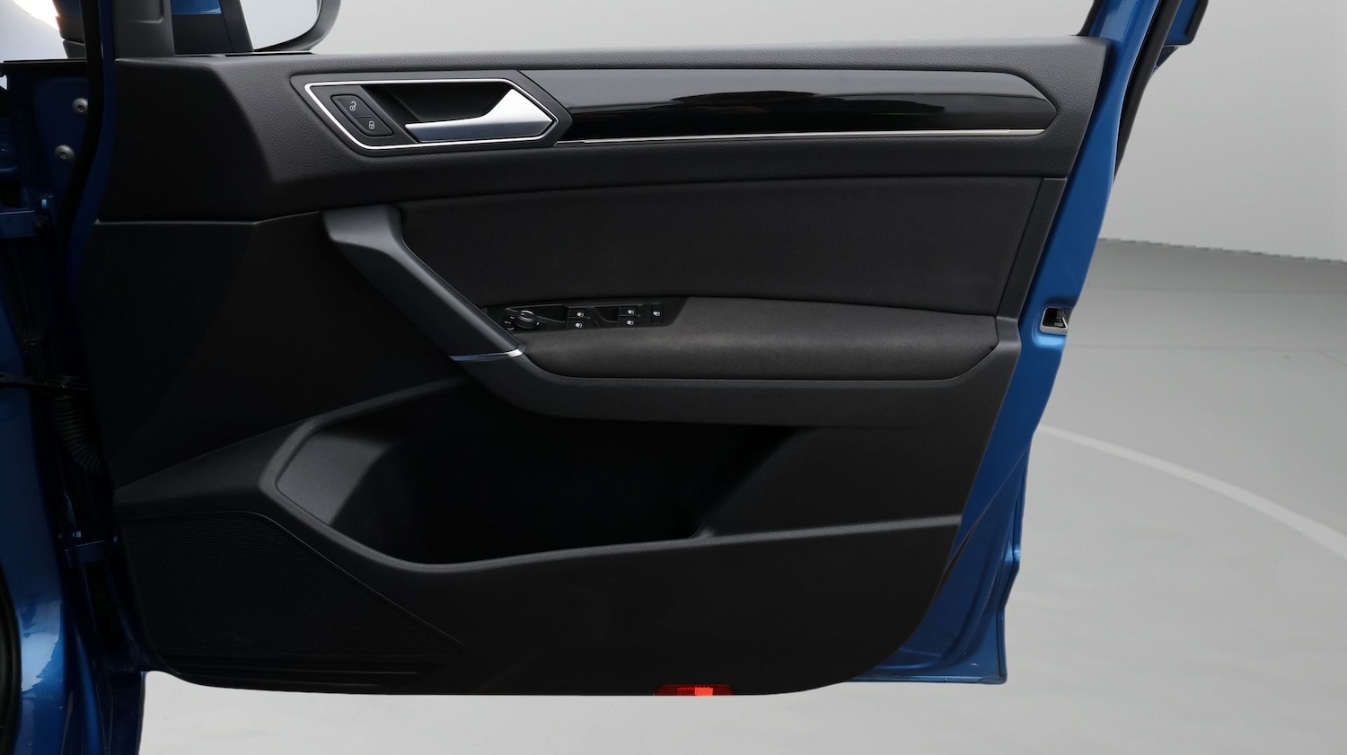 Used Volkswagen Touran 2022 for sale - 77640893: Photo 15