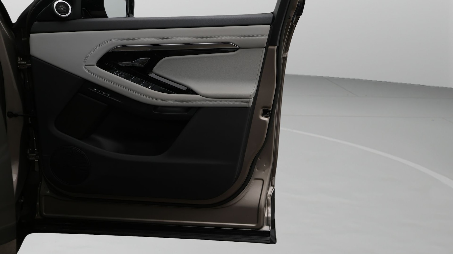 Used Land Rover Range Rover Evoque 2023 for sale - 77873419: Photo 15