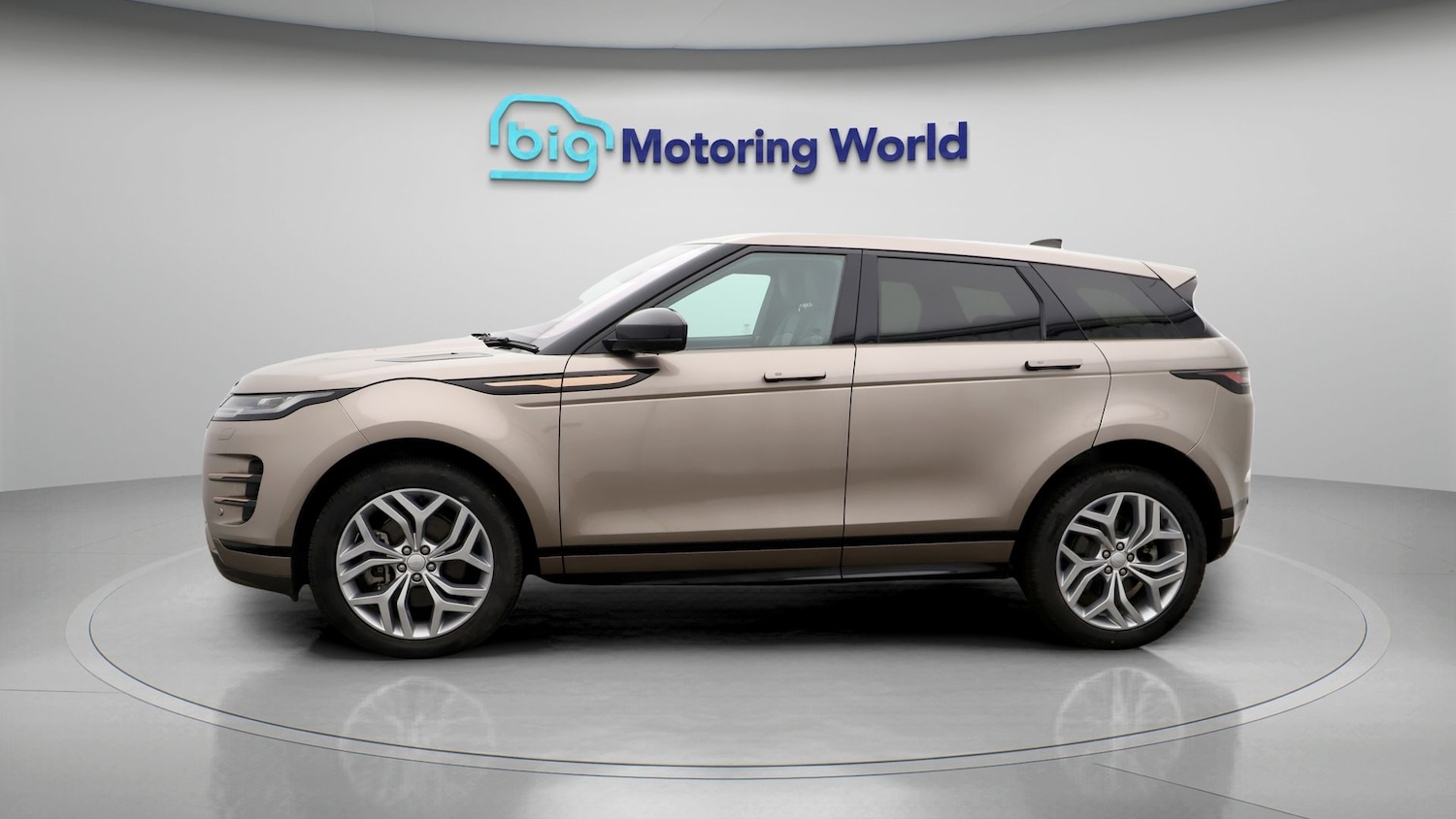 Used Land Rover Range Rover Evoque 2023 for sale - 77873419: Photo 4