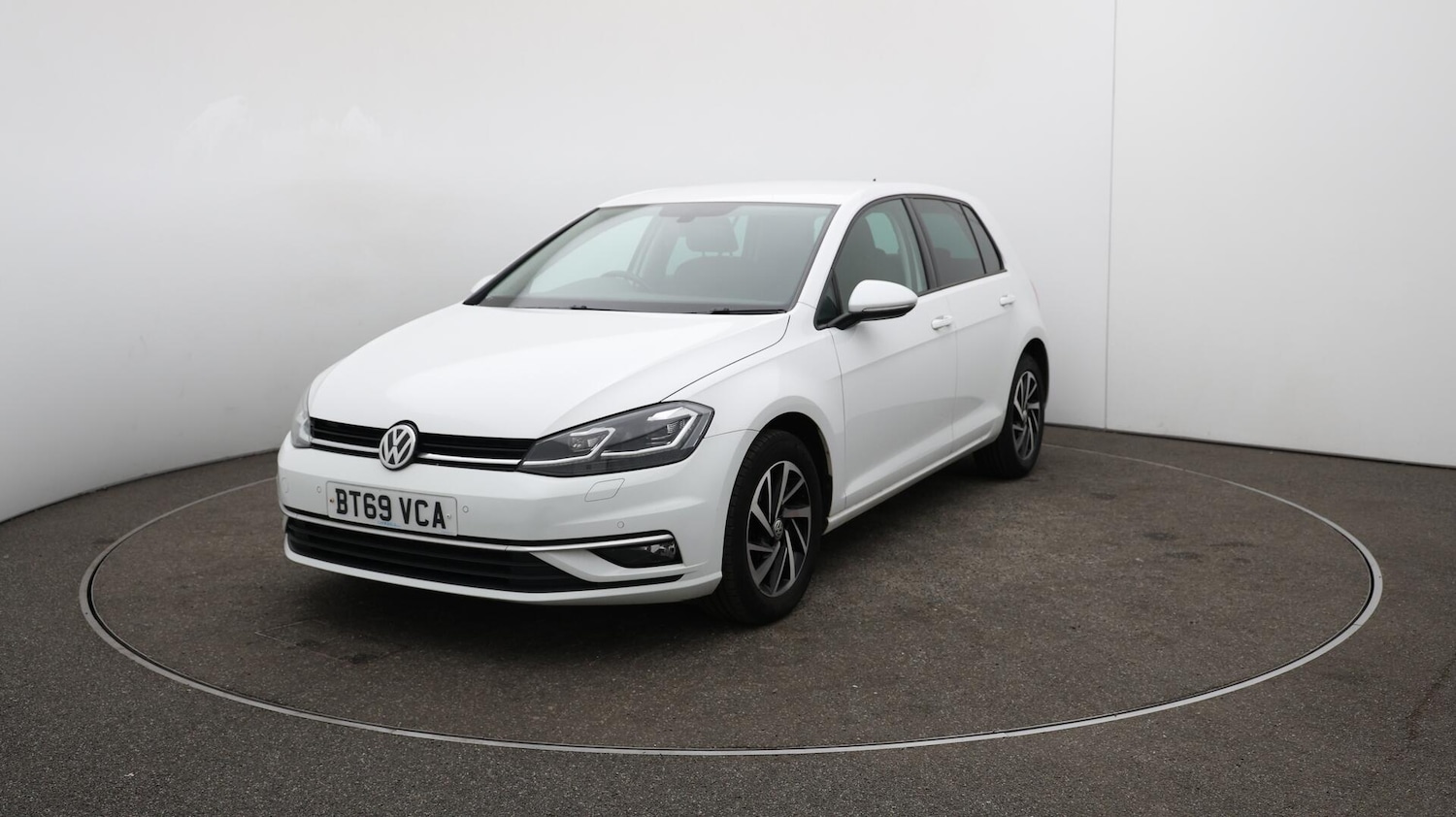 Used Volkswagen Golf 2019 for sale - 76441043: Photo 38