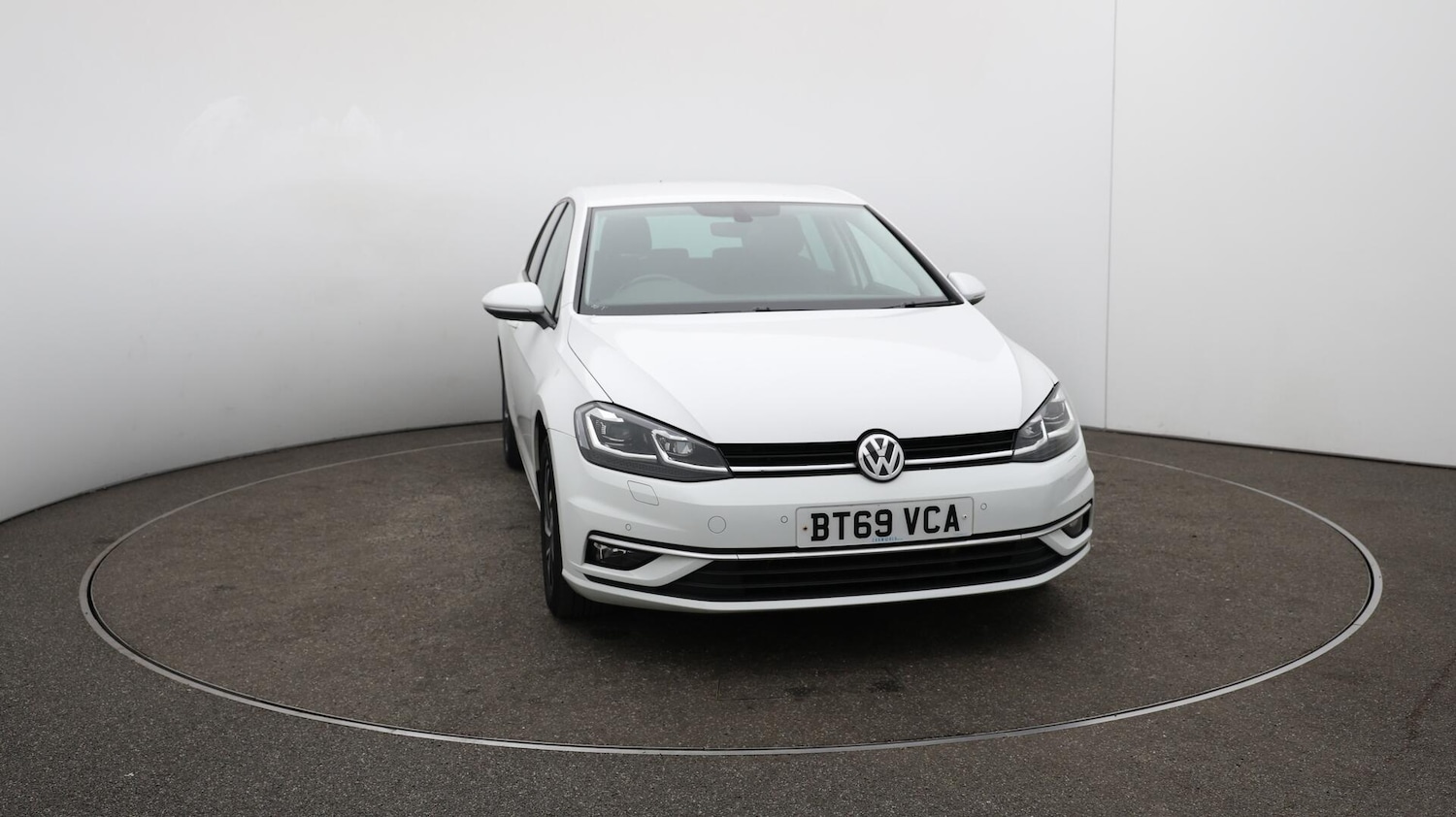 Used Volkswagen Golf 2019 for sale - 76441043: Photo 42