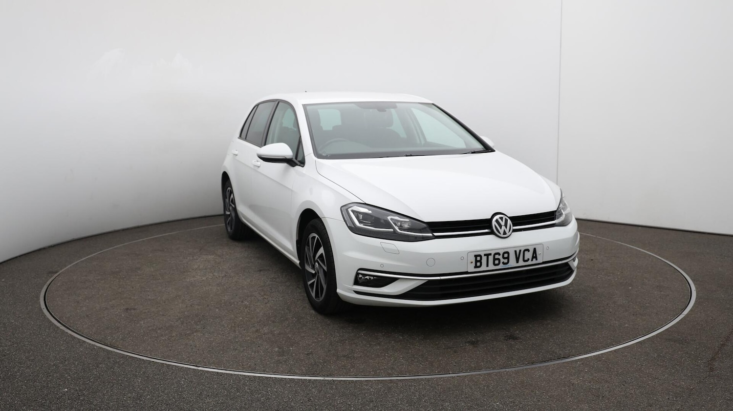 Used Volkswagen Golf 2019 for sale - 76441043: Photo 43