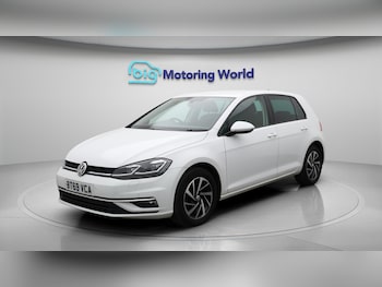 Used Volkswagen Golf 2019 for sale - 76441043: Photo