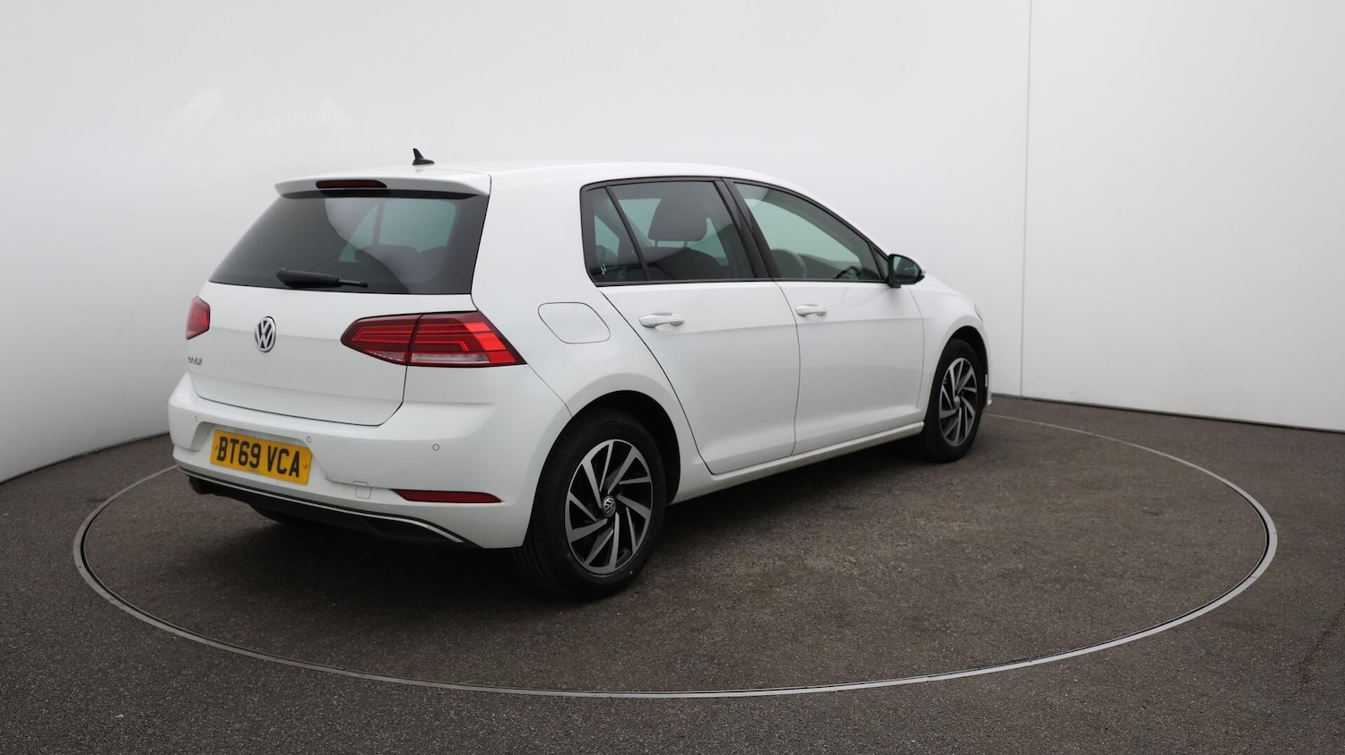 Used Volkswagen Golf 2019 for sale - 76441043: Photo 55