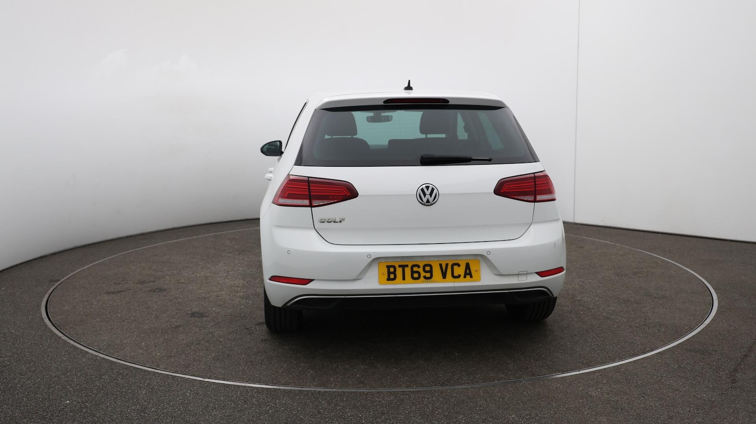 Used Volkswagen Golf 2019 for sale - 76441043: Photo 60