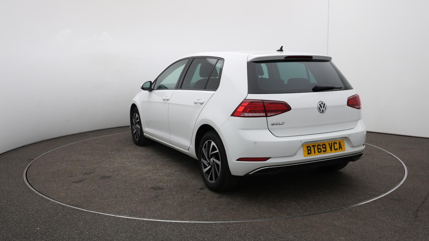 Used Volkswagen Golf 2019 for sale - 76441043: Photo 62