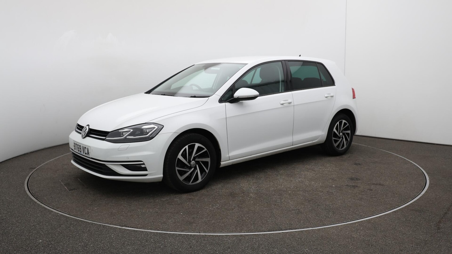 Used Volkswagen Golf 2019 for sale - 76441043: Photo 69