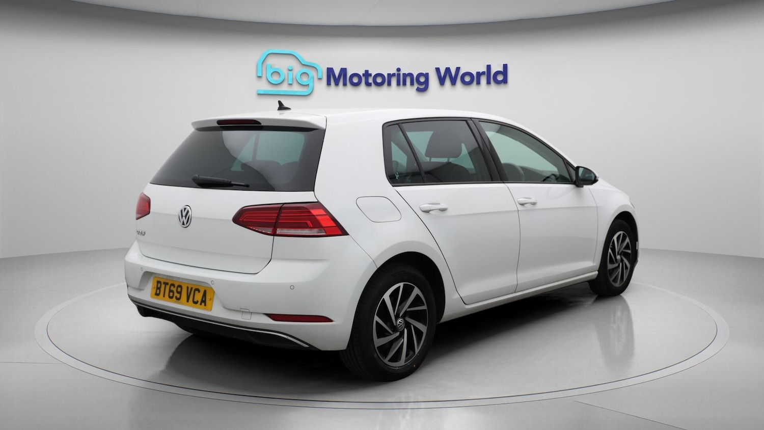 Used Volkswagen Golf 2019 for sale - 76441043: Photo 8